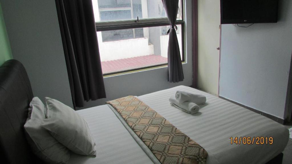 Hotel Zamburger Sungai Besi Kuala Lumpur Exterior photo