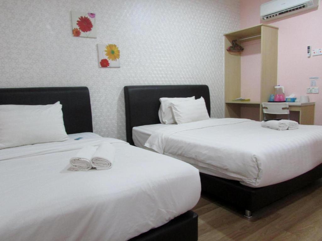 Hotel Zamburger Sungai Besi Kuala Lumpur Exterior photo